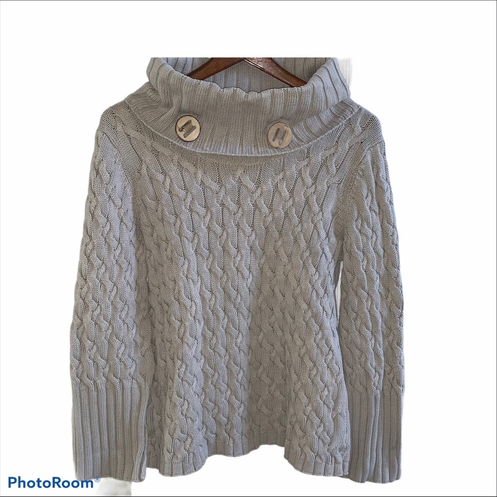 White+Warren Creme Cable-knit sweater w/ buttons